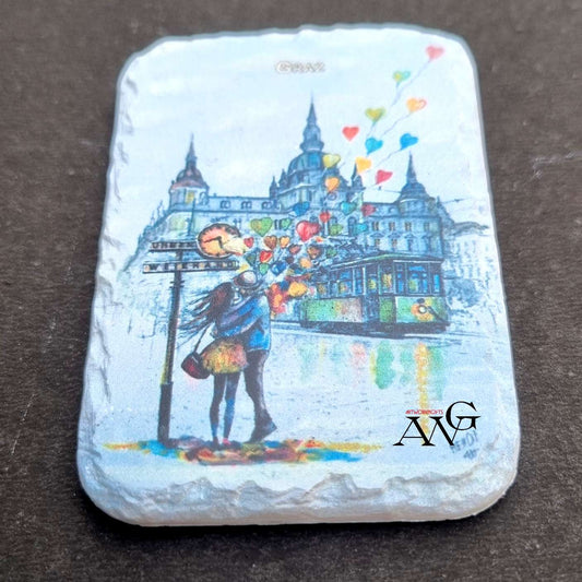 GRAZ Hauptplaz .Weikhard .Uhr  mit Herzballons fridge Magnet ceramic stone