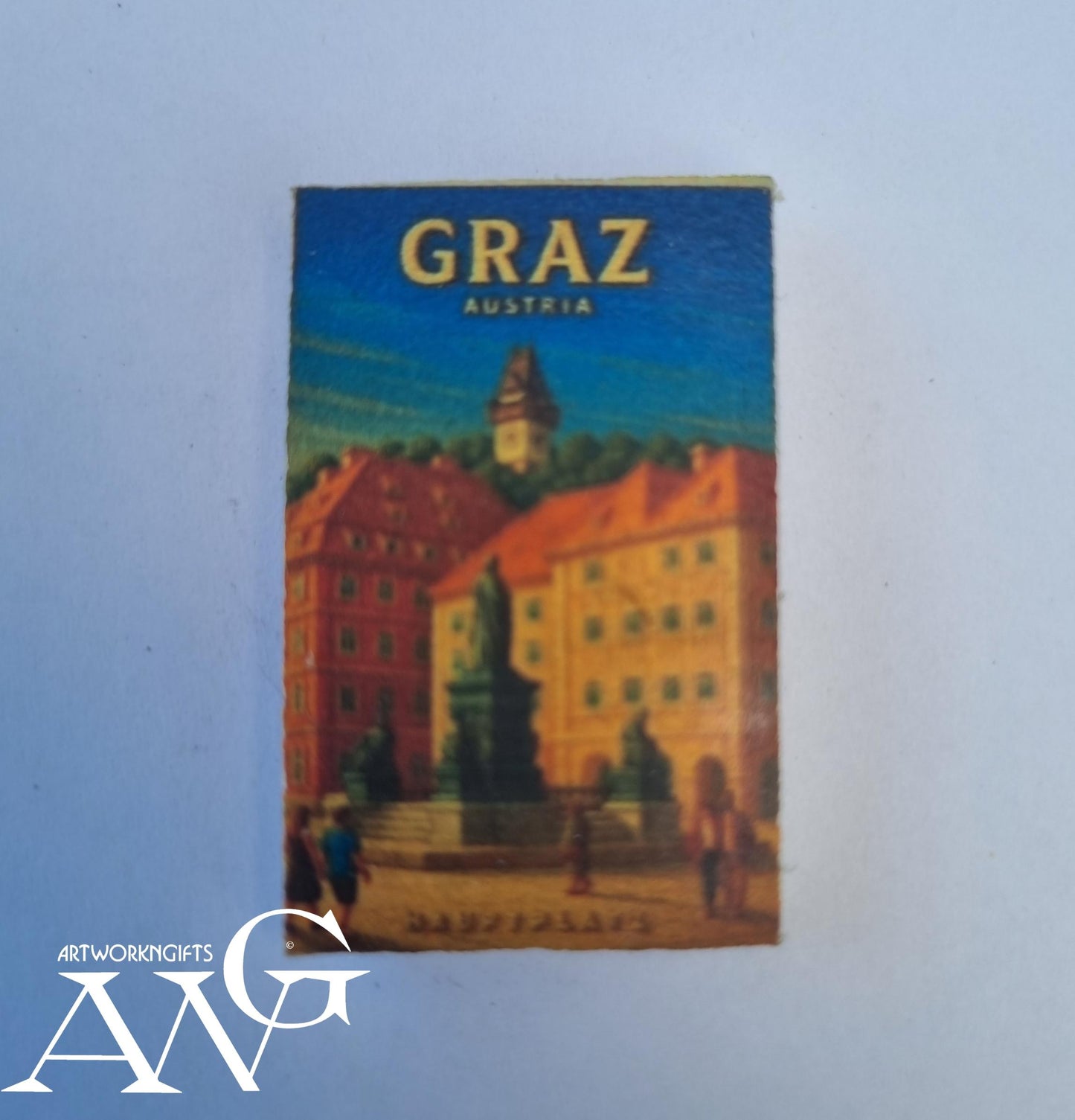 Handgefertigtes österreichisches Souvenir: Graz Hauptplatz, PVC-, Kühlschrankmagnet -HD-UV-Bilder, wasserfest, Größe 44,2 x 27,2 x 3 mm