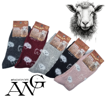 Women's Sheep's Wool Socks with 3d Dog Motiv